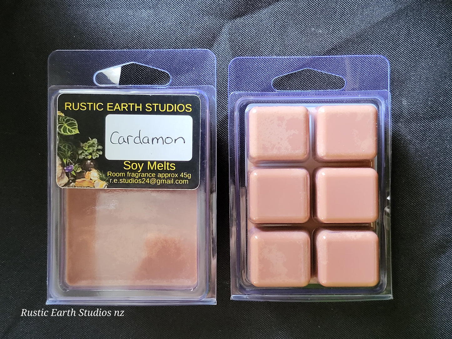 Soy melts room fragrance