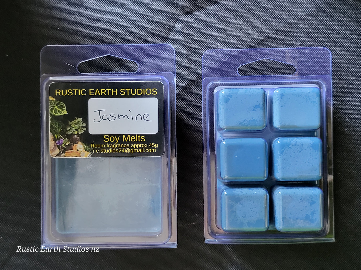 Soy melts room fragrance