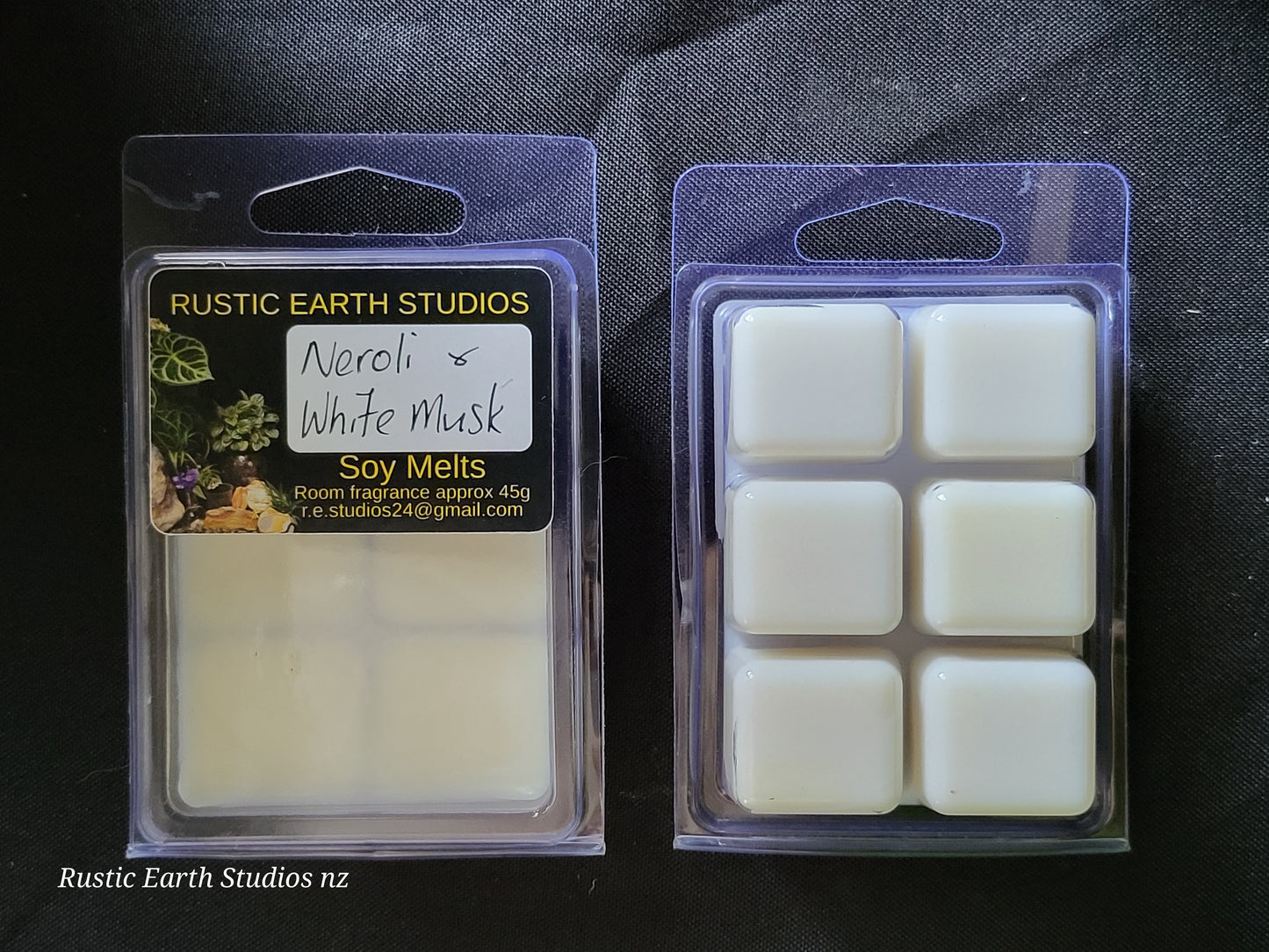 Soy melts room fragrance