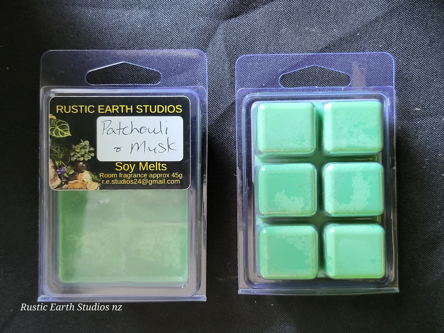 Soy melts room fragrance