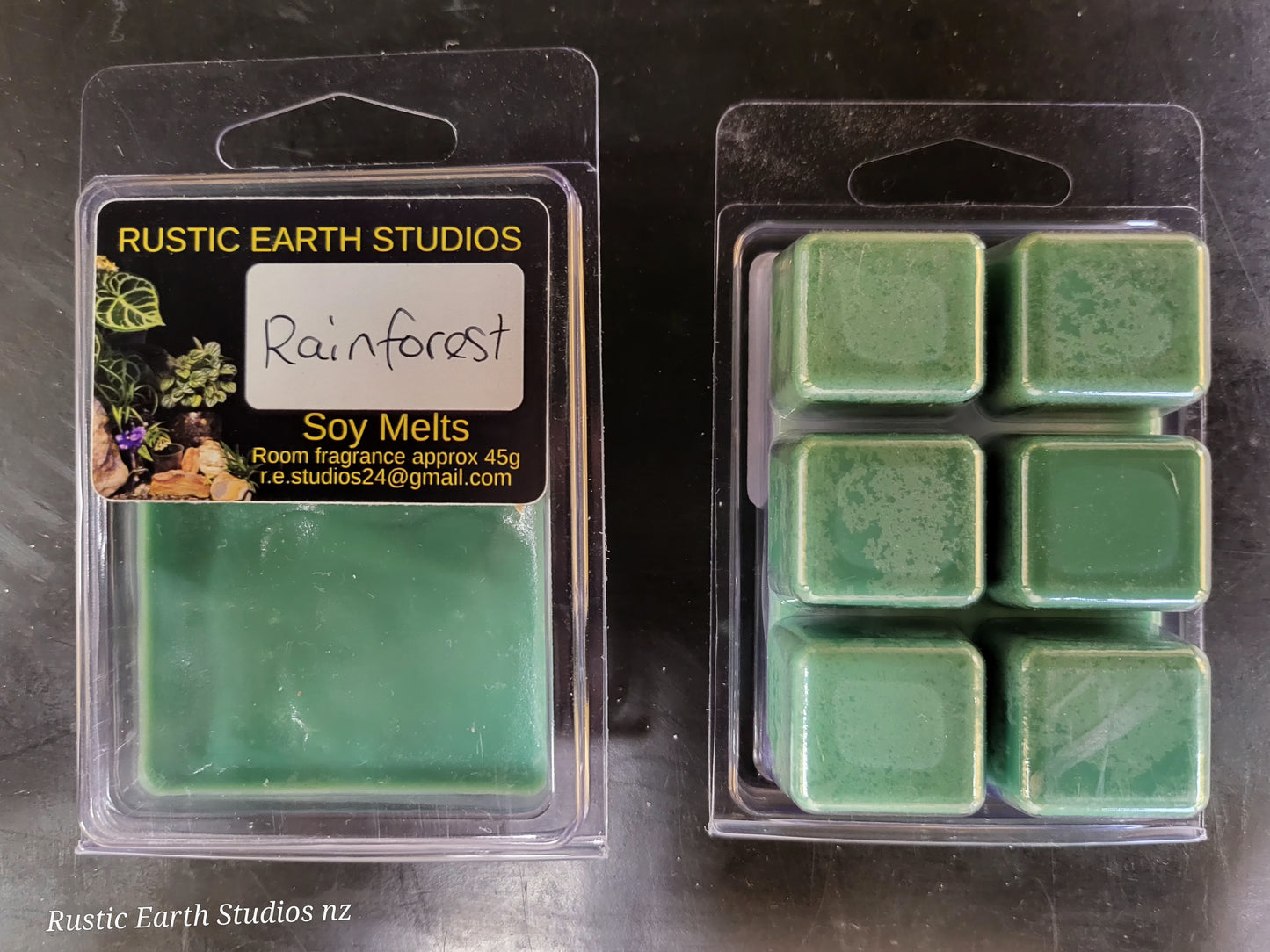 Soy melts room fragrance