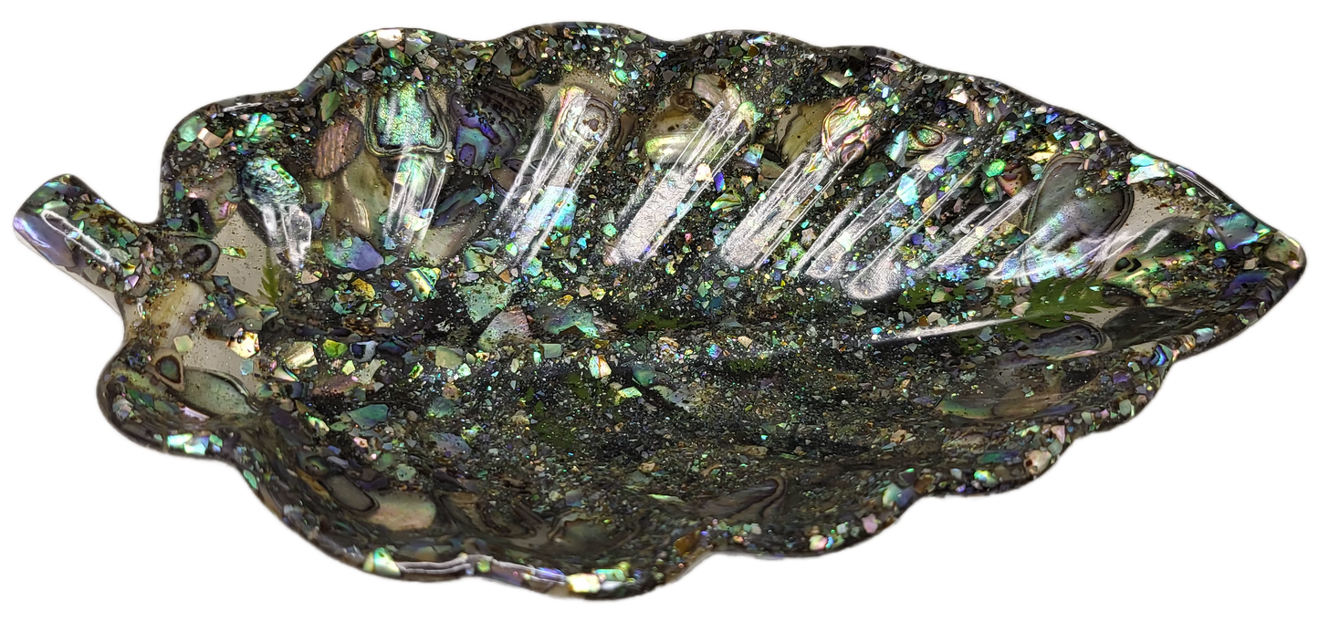 Leaf rock dish