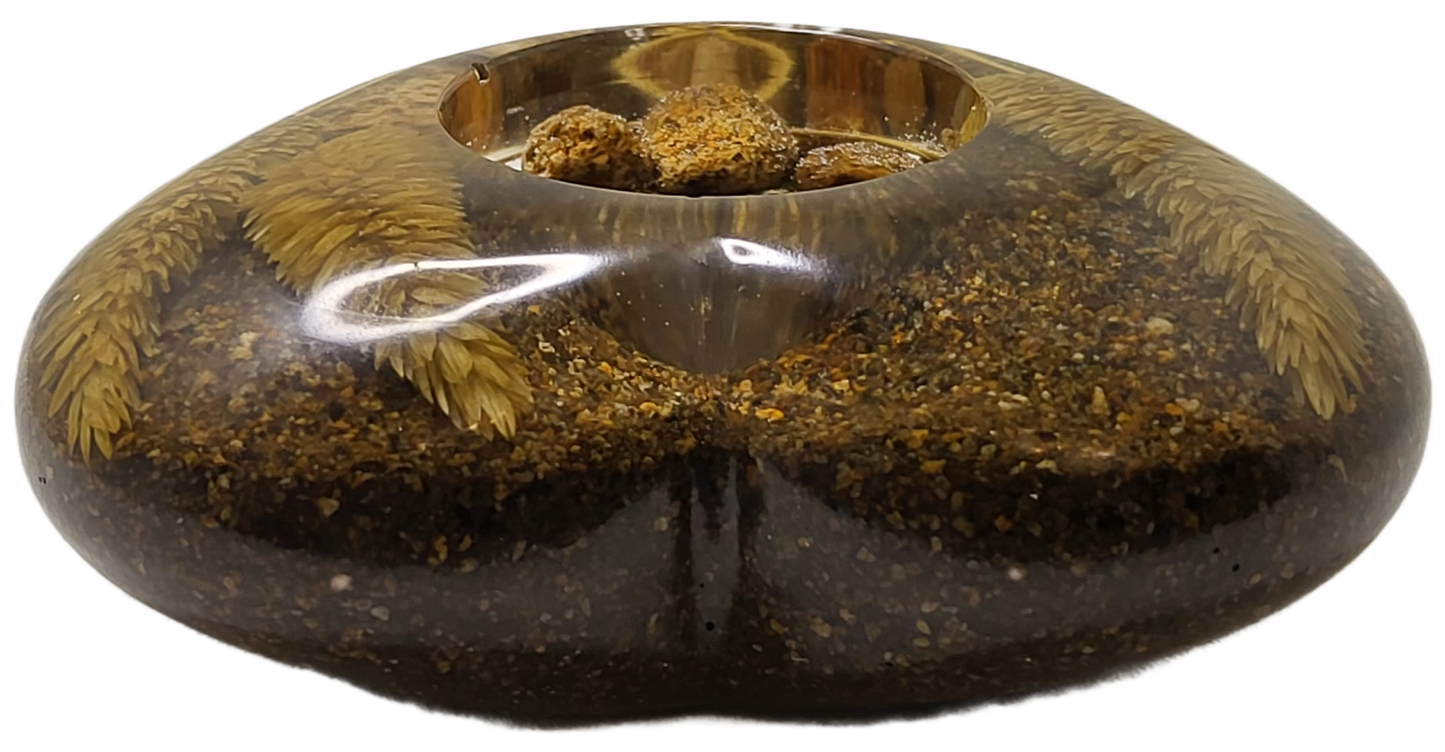 Tealight heart holder