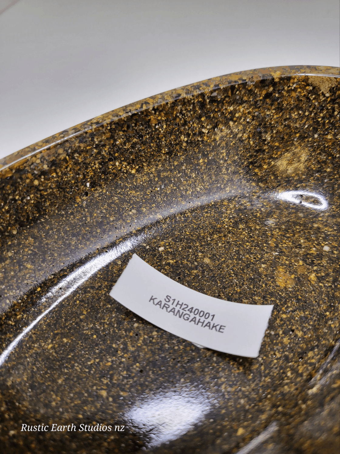 Rock dish small