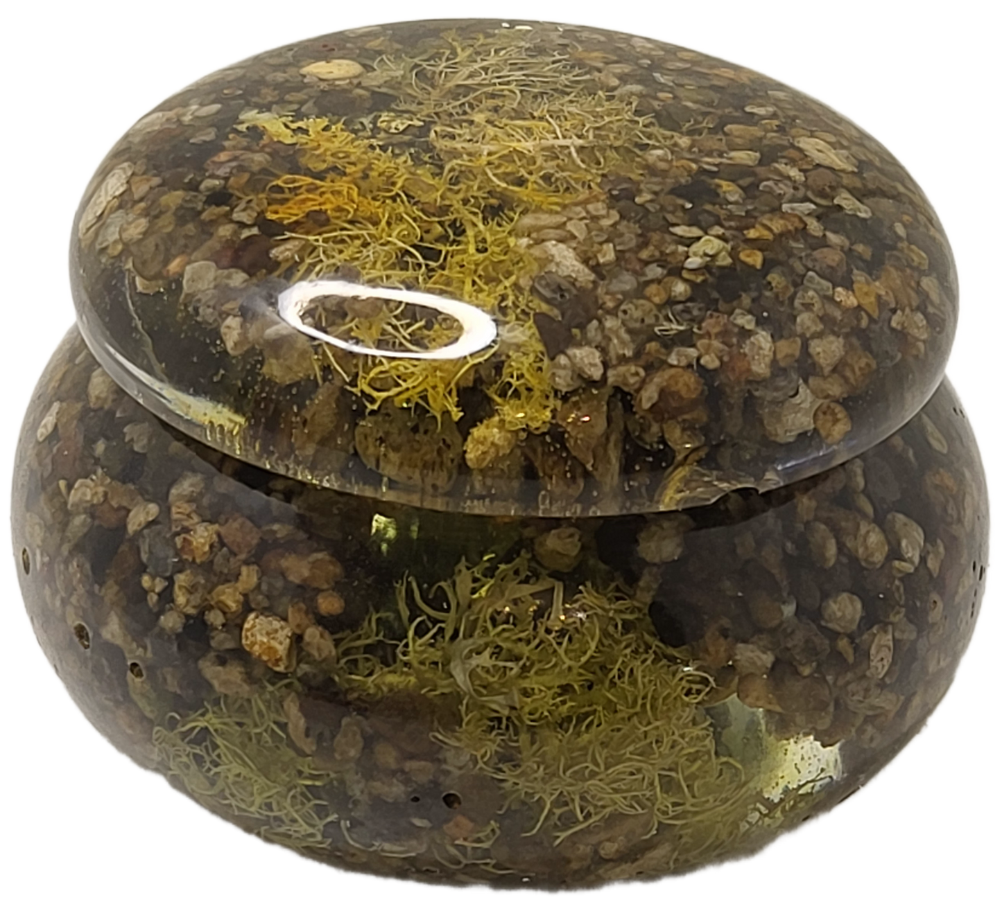 Pot with lid