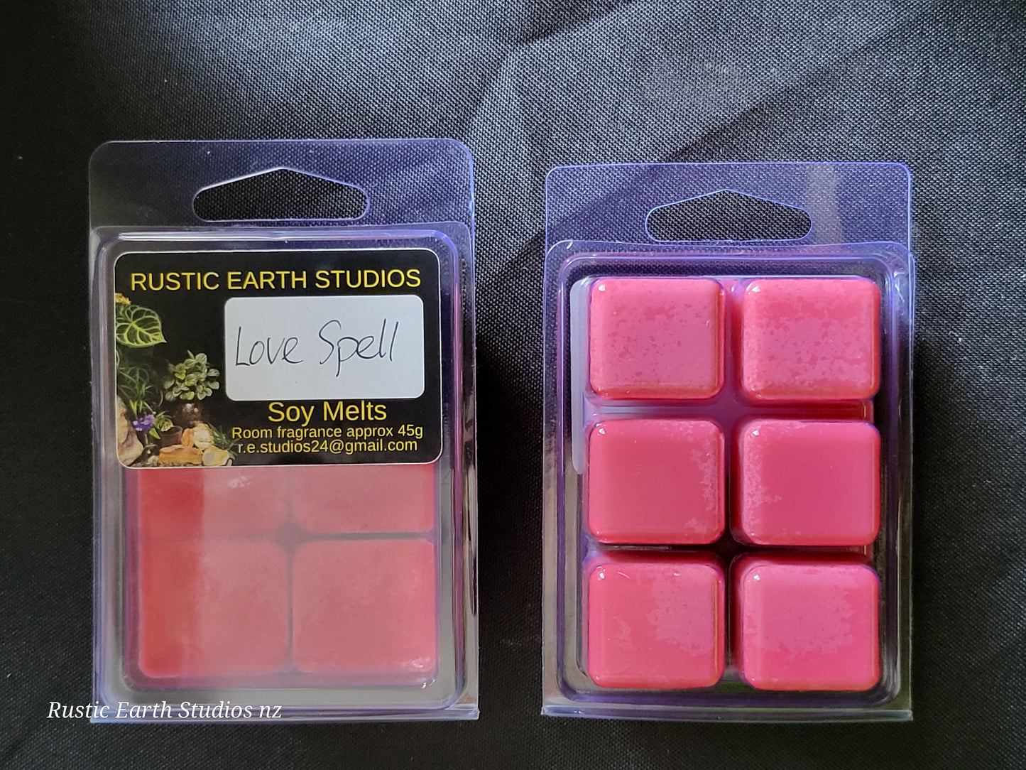 Soy melts room fragrance
