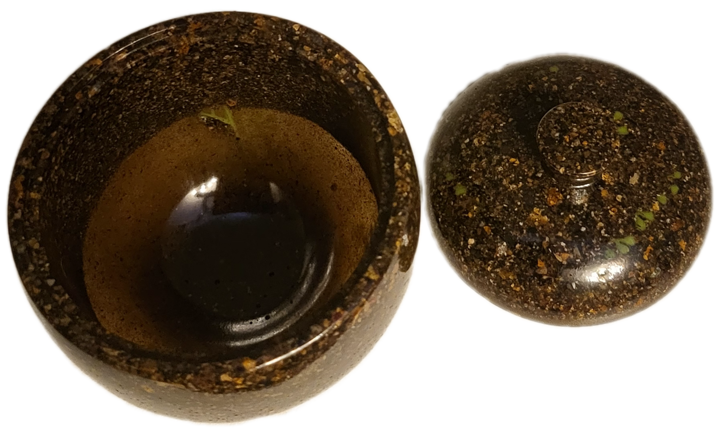 Rock pot with lid