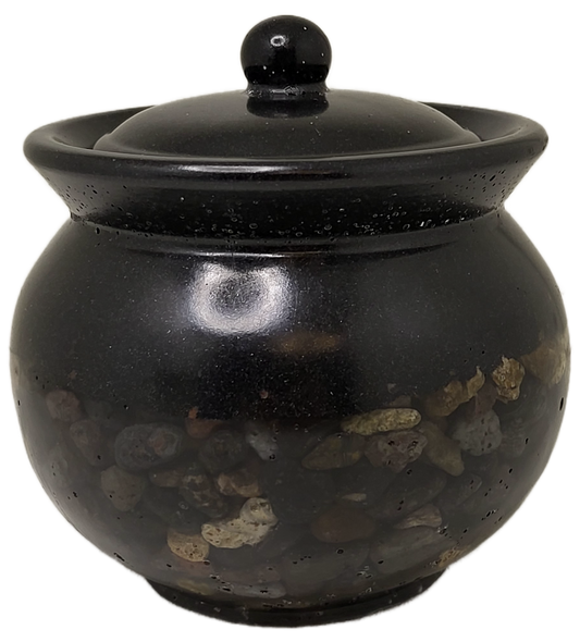 Rock pot with lid