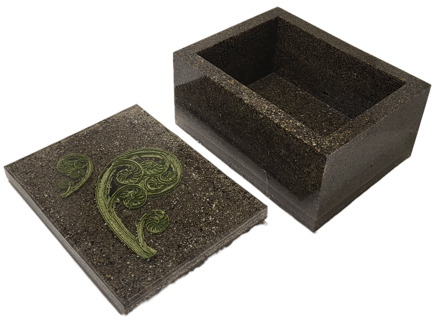 Rock pot with lid