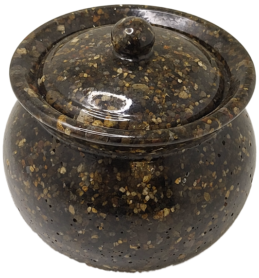 Rock pot with lid