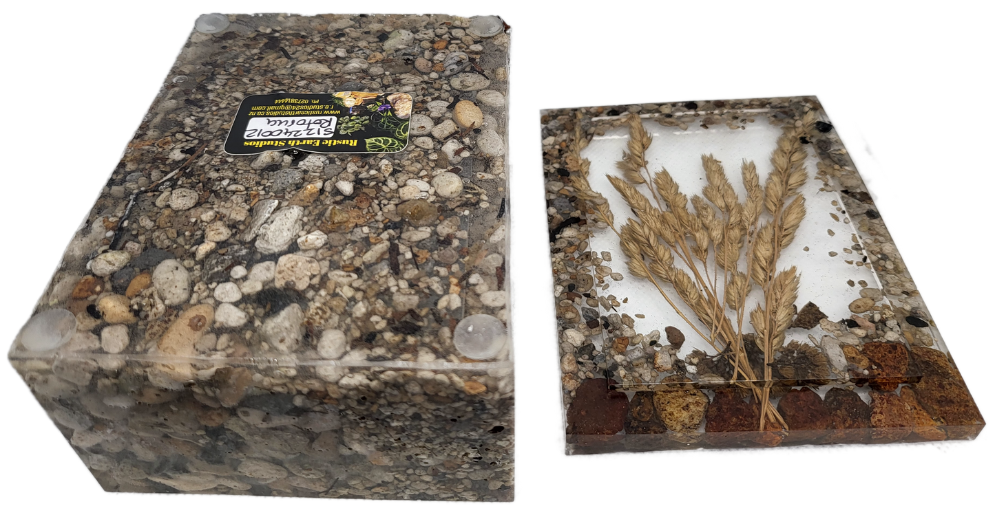 Rock pot with lid
