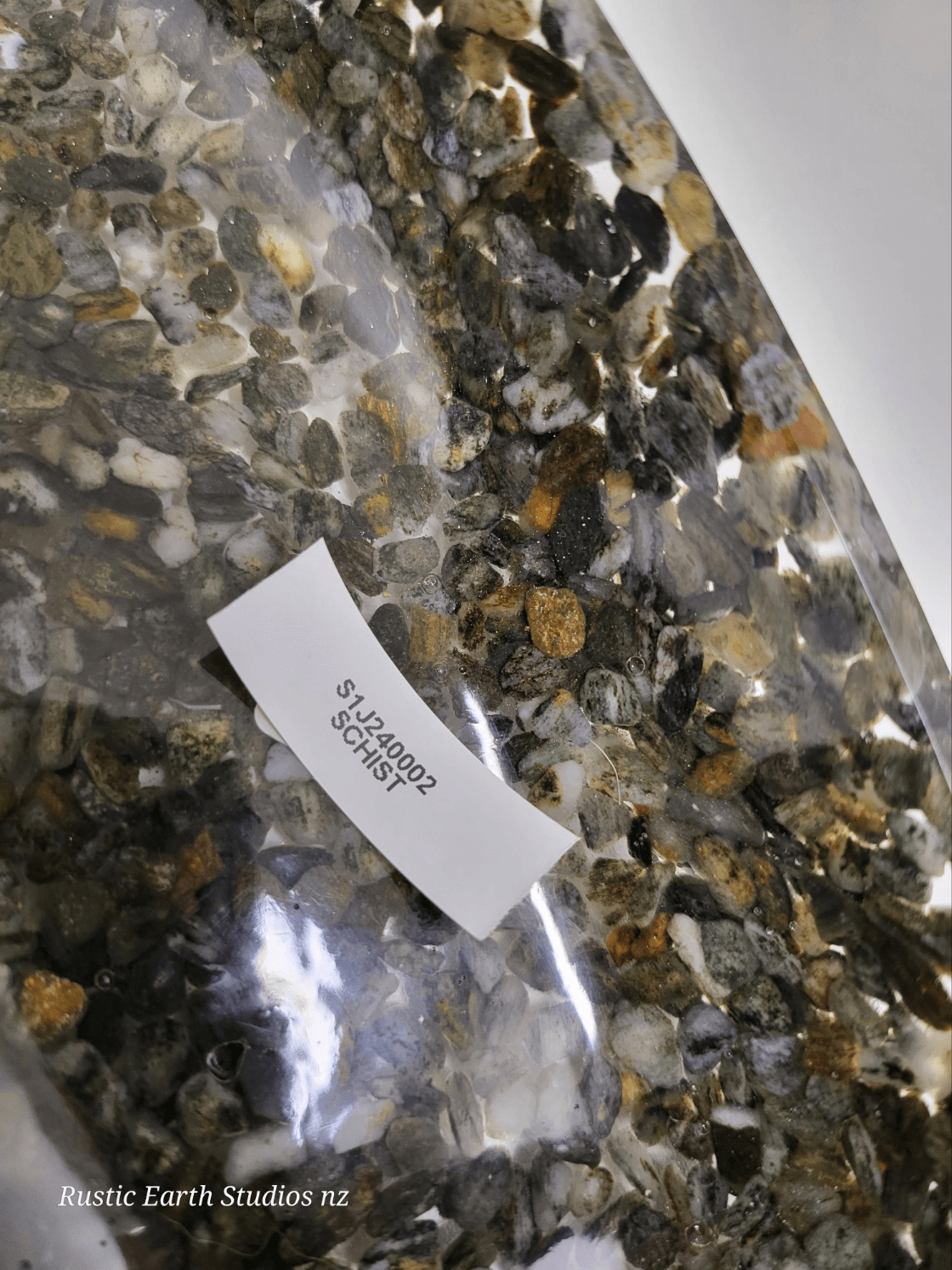 Rock dish long