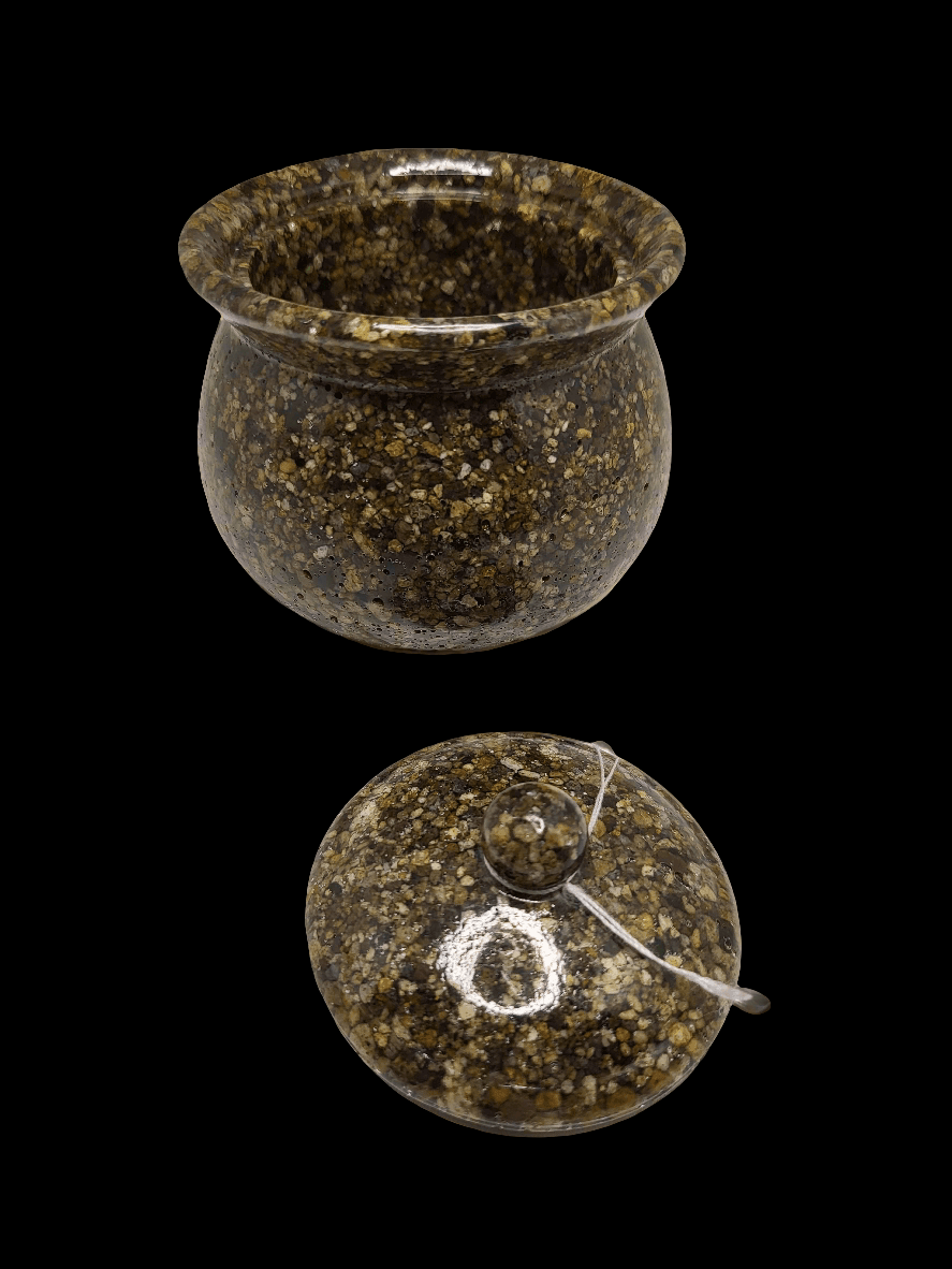 Rock pot with lid